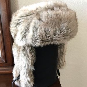 H&M Faux Fur hat